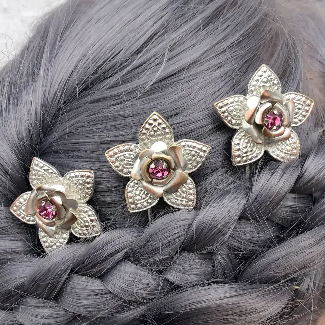 Trachten-Haarnadel mit Swarovski in rosa No. 2 – Bild 9 – Chiemgauer Heimatwerk Trachten-Onlineshop Trachten-Haarnadel mit Swarovski in rosa No. 2 - Bild 9 - Chiemgauer Heimatwerk Trachten-Onlineshop