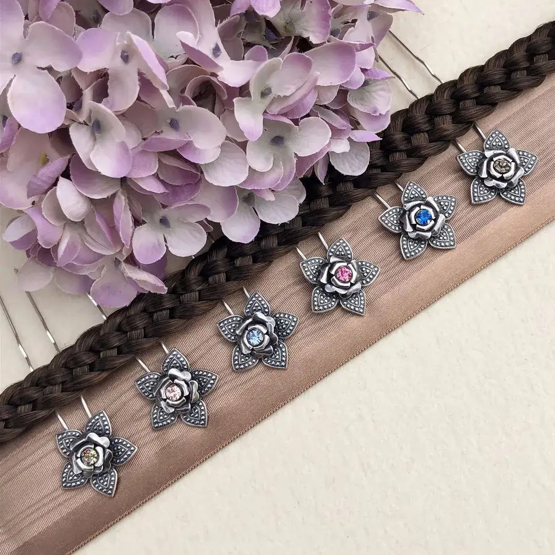Trachten-Haarnadel mit Swarovski in rosè No. 1 – Bild 7 – Chiemgauer Heimatwerk Trachten-Onlineshop Trachten-Haarnadel mit Swarovski in rosè No. 1 - Bild 7 - Chiemgauer Heimatwerk Trachten-Onlineshop