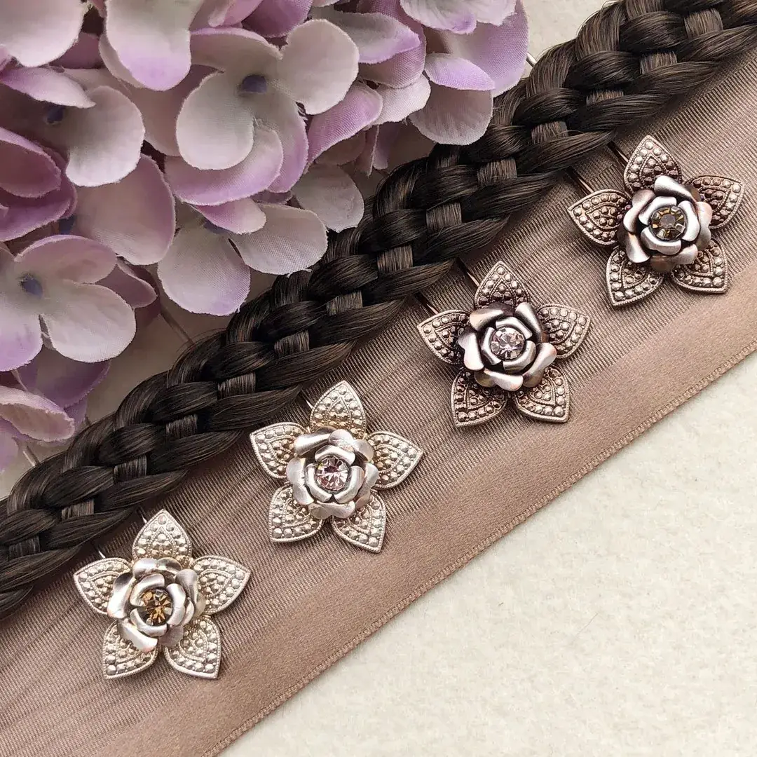 Trachten-Haarnadel mit Swarovski in rosé No. 2 – Bild 7 – Chiemgauer Heimatwerk Trachten-Onlineshop Trachten-Haarnadel mit Swarovski in rosé No. 2 - Bild 7 - Chiemgauer Heimatwerk Trachten-Onlineshop