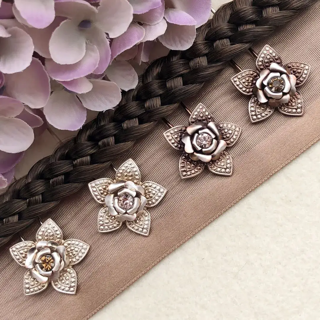 Trachten-Haarnadel mit Swarovski in rosé No. 4 – Bild 7 – Chiemgauer Heimatwerk Trachten-Onlineshop Trachten-Haarnadel mit Swarovski in rosé No. 4 - Bild 7 - Chiemgauer Heimatwerk Trachten-Onlineshop