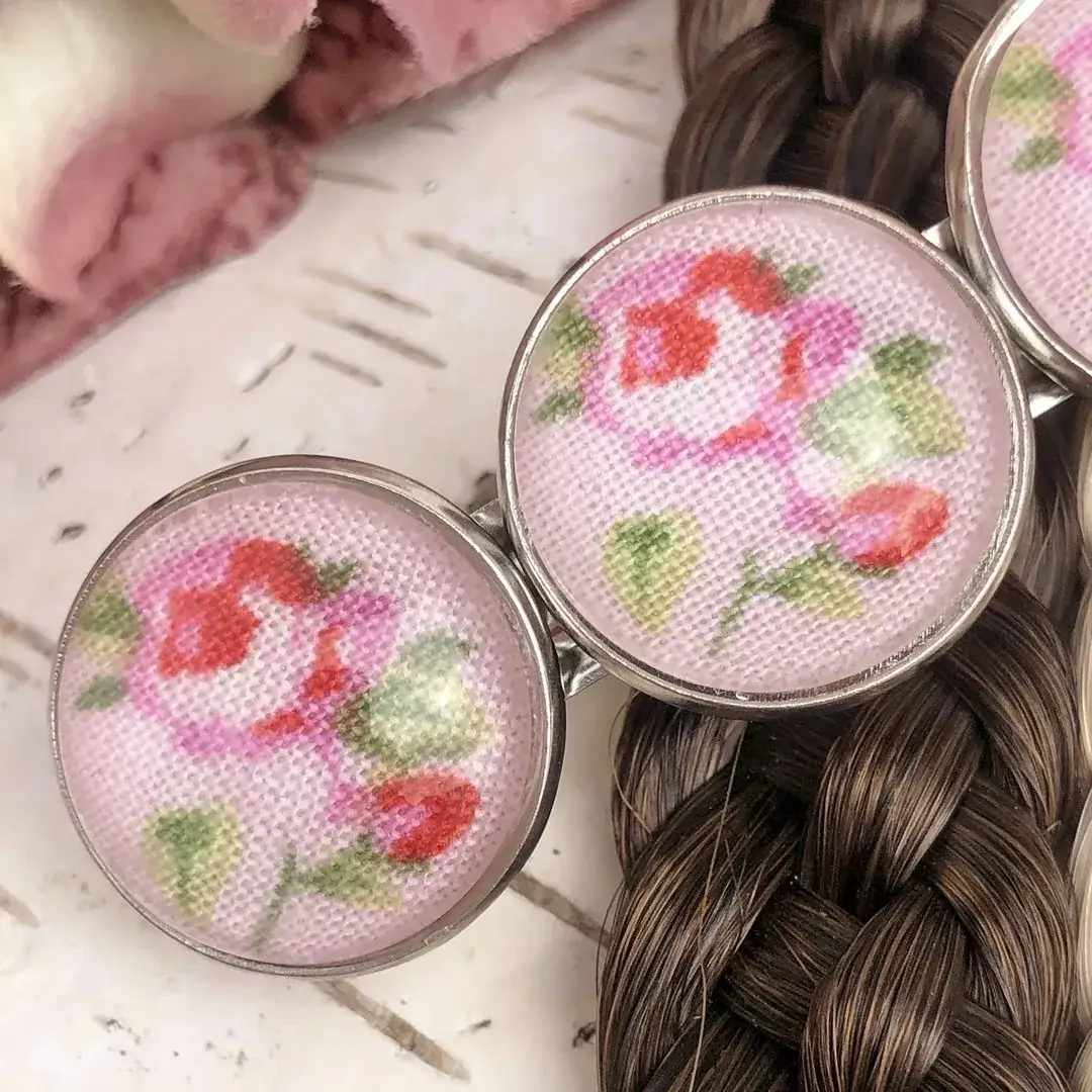 Trachten-Haarspange für Damen mit Rosen No. 5 – Bild 11 – Chiemgauer Heimatwerk Trachten-Onlineshop Trachten-Haarspange für Damen mit Rosen No. 5 - Bild 11 - Chiemgauer Heimatwerk Trachten-Onlineshop
