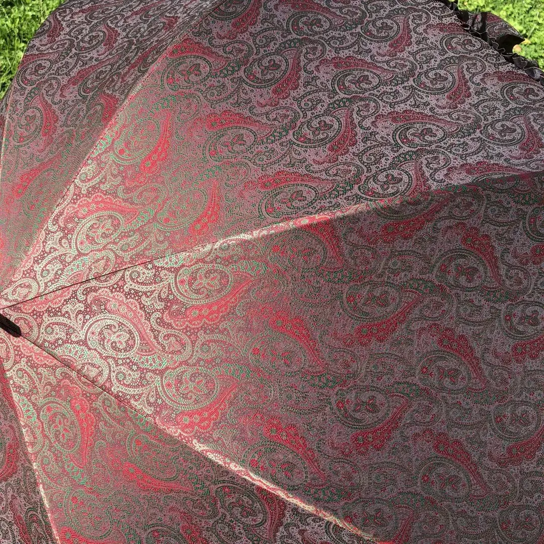 Trachtenschirm aus Paisleysatin in rot-grün – Bild 11 – Chiemgauer Heimatwerk Trachten-Onlineshop Trachtenschirm aus Paisleysatin in rot-grün - Bild 11 - Chiemgauer Heimatwerk Trachten-Onlineshop