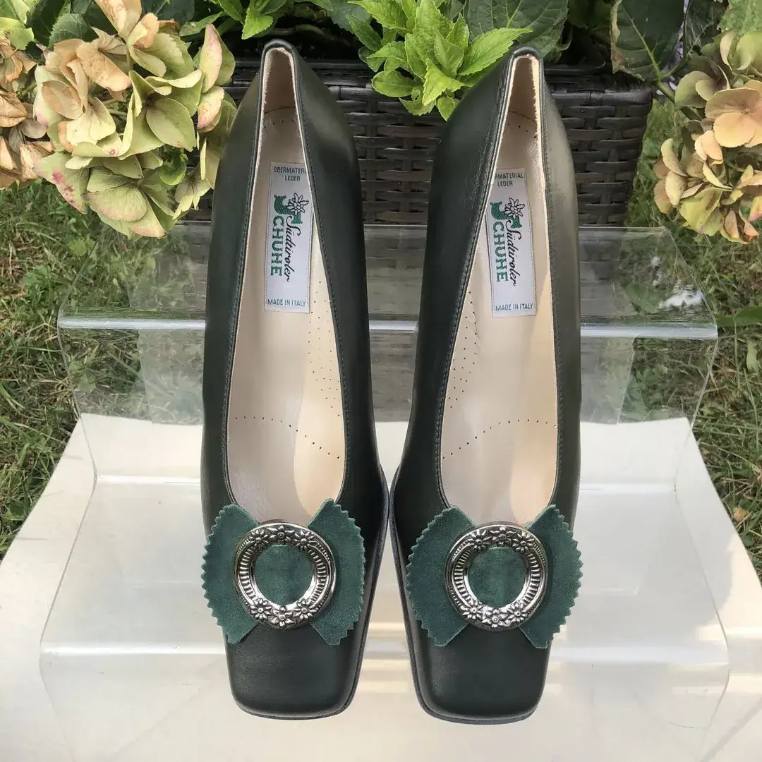 Trachtenschuhe Damen mit Schleife in grün – Bild 5 – Chiemgauer Heimatwerk Trachten-Onlineshop Trachtenschuhe Damen mit Schleife in grün - Bild 5 - Chiemgauer Heimatwerk Trachten-Onlineshop