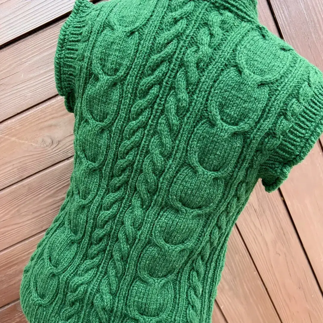 Trachtenstrickweste Damen in grün – Bild 23 – Chiemgauer Heimatwerk Trachten-Onlineshop Trachtenstrickweste Damen in grün - Bild 23 - Chiemgauer Heimatwerk Trachten-Onlineshop
