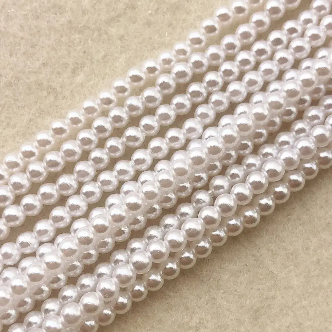 Wachsperlen weiß in 2,5 mm – Bild 2 – Chiemgauer Heimatwerk Trachten-Onlineshop Wachsperlen weiß in 2,5 mm - Bild 2 - Chiemgauer Heimatwerk Trachten-Onlineshop