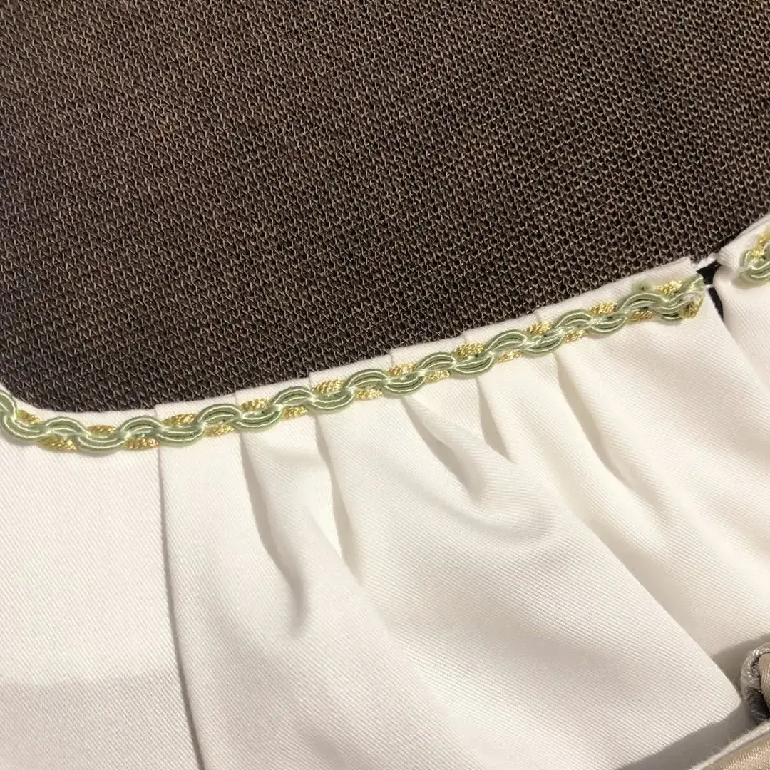 Waldorff Dirndlbluse creme mit Schneewittchenkragen No. 2 – Bild 44 – Chiemgauer Heimatwerk Trachten-Onlineshop Waldorff Dirndlbluse creme mit Schneewittchenkragen No. 2 - Bild 44 - Chiemgauer Heimatwerk Trachten-Onlineshop