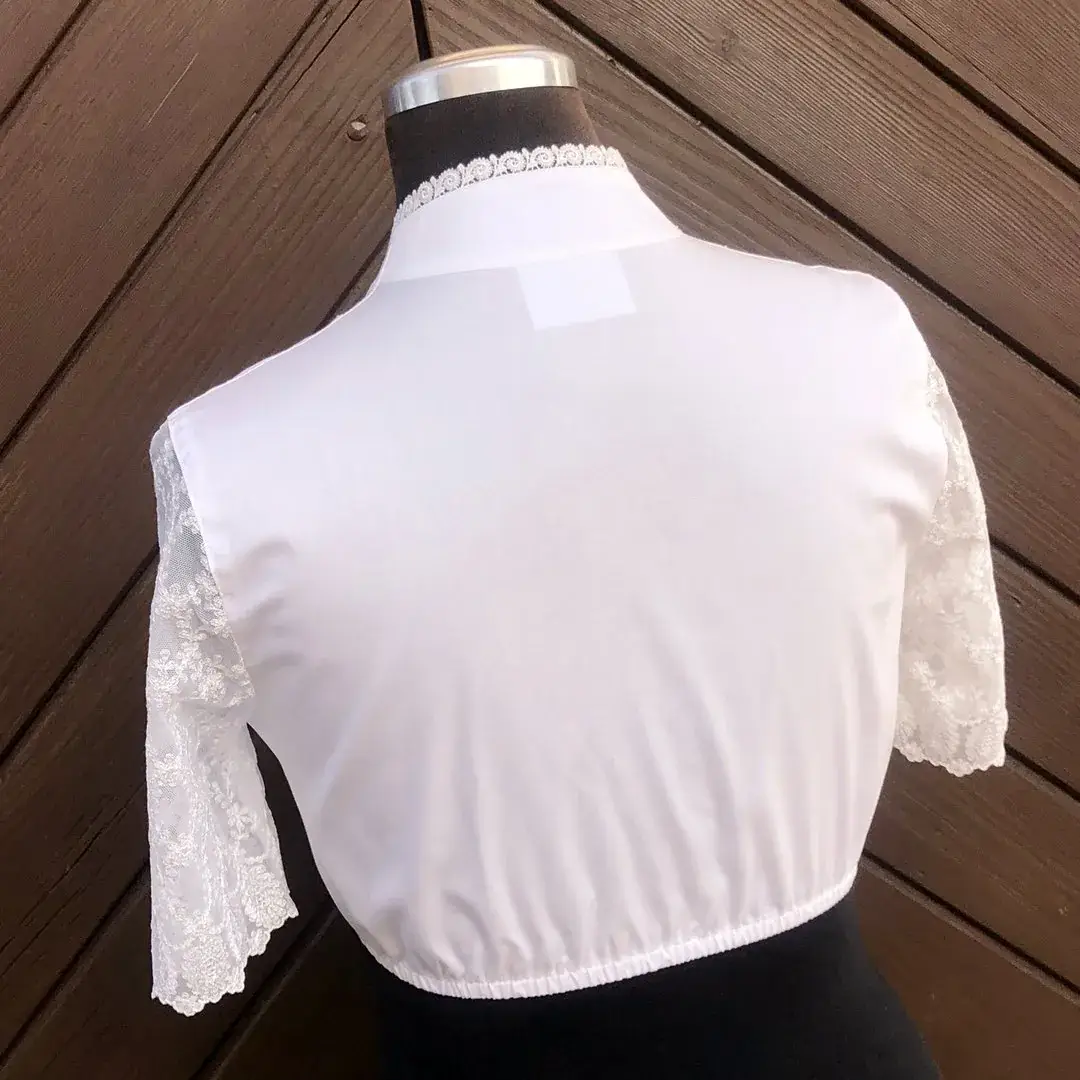 Waldorff Dirndlbluse creme mit Spitzenärmeln No. 2 – Bild 38 – Chiemgauer Heimatwerk Trachten-Onlineshop Waldorff Dirndlbluse creme mit Spitzenärmeln No. 2 - Bild 38 - Chiemgauer Heimatwerk Trachten-Onlineshop