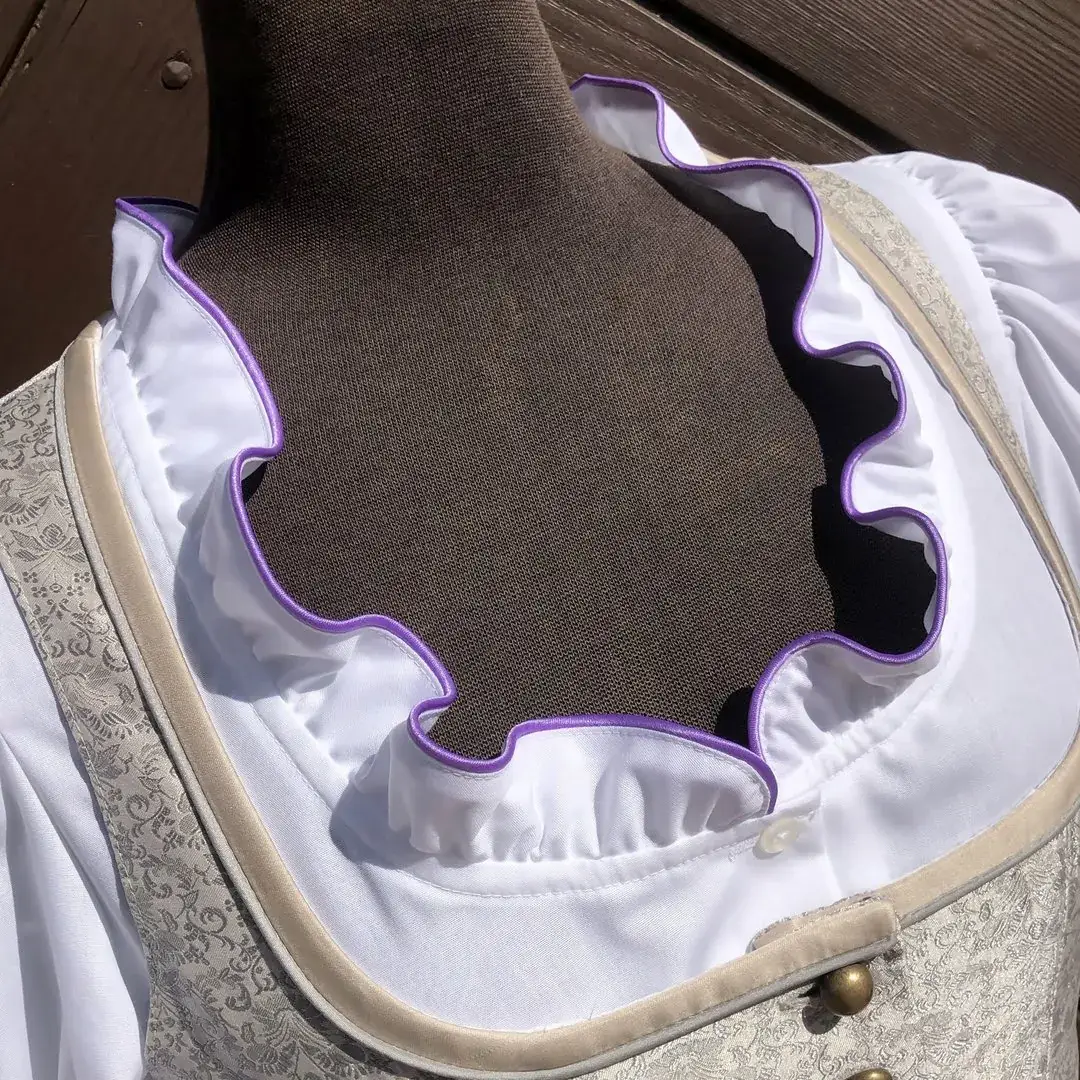 Waldorff Dirndlbluse kurzarm mit Paspel lila – Bild 17 – Chiemgauer Heimatwerk Trachten-Onlineshop Waldorff Dirndlbluse kurzarm mit Paspel lila - Bild 17 - Chiemgauer Heimatwerk Trachten-Onlineshop