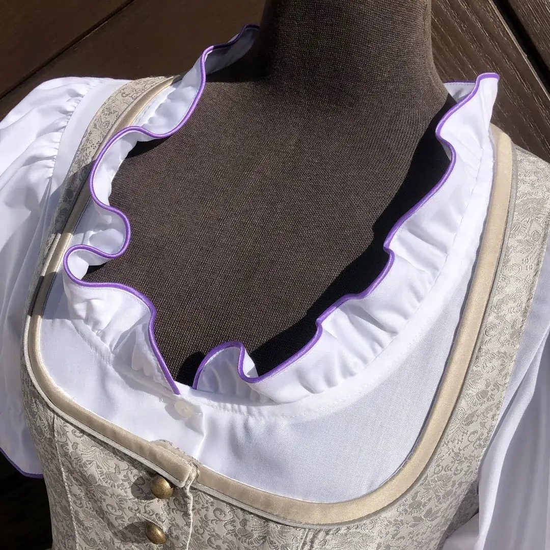 Waldorff Dirndlbluse kurzarm mit Paspel lila – Bild 36 – Chiemgauer Heimatwerk Trachten-Onlineshop Waldorff Dirndlbluse kurzarm mit Paspel lila - Bild 36 - Chiemgauer Heimatwerk Trachten-Onlineshop