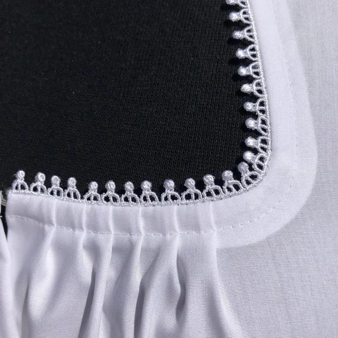 Waldorff Dirndlbluse kurzarm mit Schneewittchenkragen No. 15 – Bild 9 – Chiemgauer Heimatwerk Trachten-Onlineshop Waldorff Dirndlbluse kurzarm mit Schneewittchenkragen No. 15 - Bild 9 - Chiemgauer Heimatwerk Trachten-Onlineshop