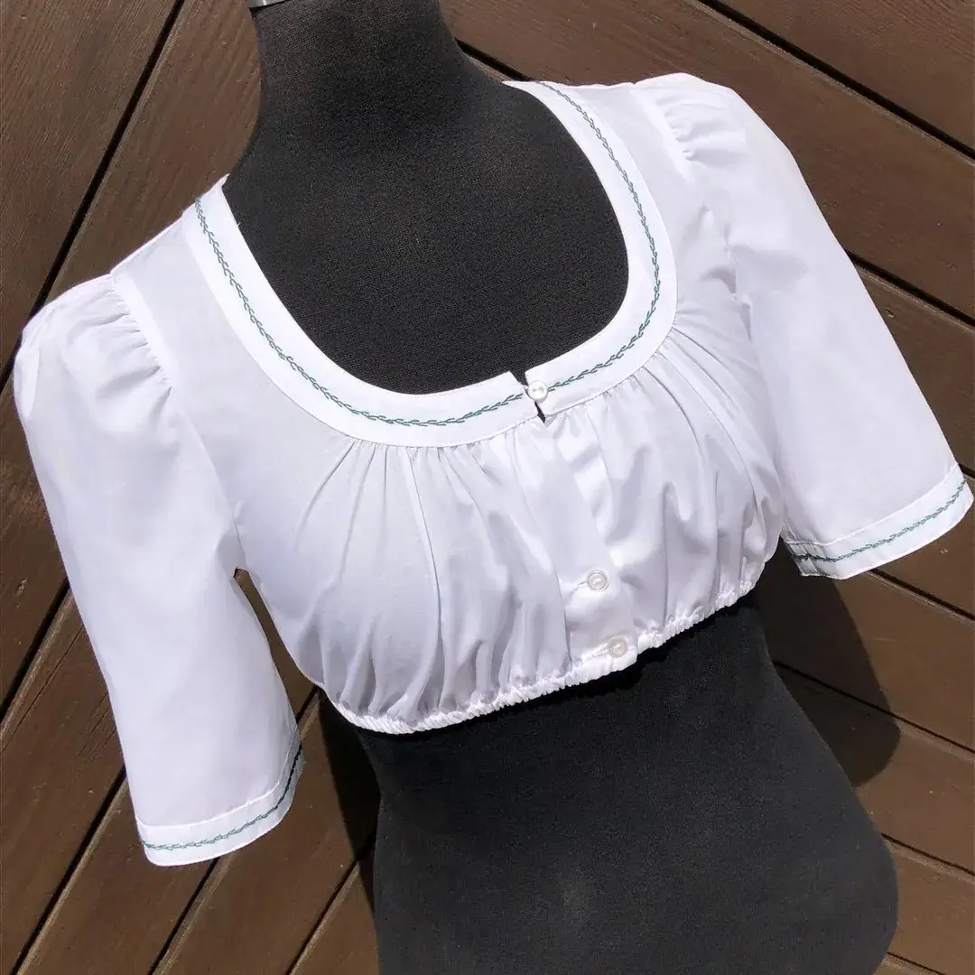 Waldorff Dirndlbluse kurzarm mit Stickerei grün – Bild 18 – Chiemgauer Heimatwerk Trachten-Onlineshop Waldorff Dirndlbluse kurzarm mit Stickerei grün - Bild 18 - Chiemgauer Heimatwerk Trachten-Onlineshop