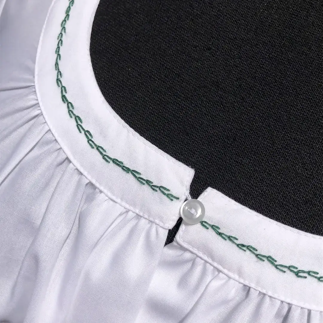 Waldorff Dirndlbluse kurzarm mit Stickerei grün – Bild 28 – Chiemgauer Heimatwerk Trachten-Onlineshop Waldorff Dirndlbluse kurzarm mit Stickerei grün - Bild 28 - Chiemgauer Heimatwerk Trachten-Onlineshop