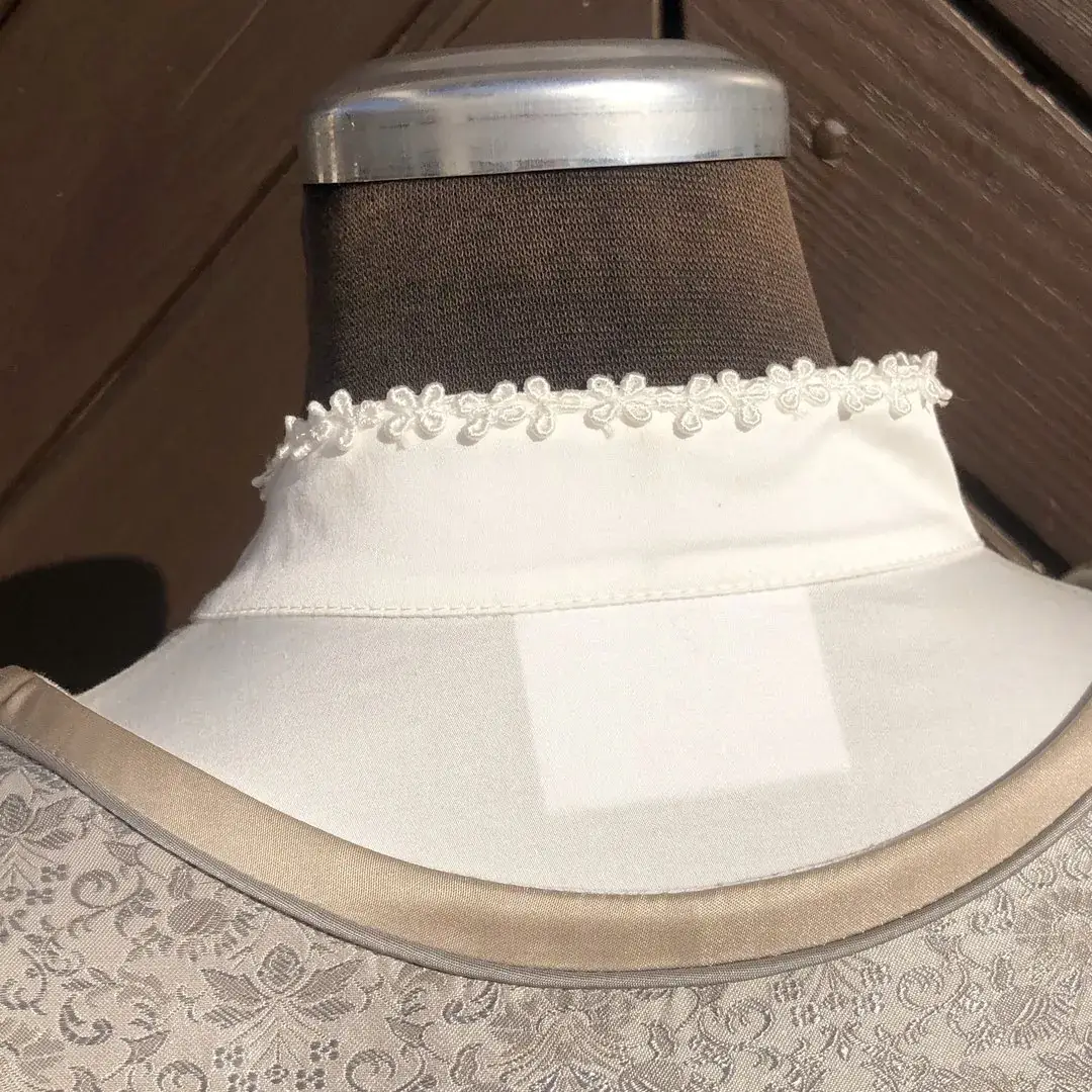 Waldorff Dirndlbluse langarm in creme No. 2 – Bild 49 – Chiemgauer Heimatwerk Trachten-Onlineshop Waldorff Dirndlbluse langarm in creme No. 2 - Bild 49 - Chiemgauer Heimatwerk Trachten-Onlineshop