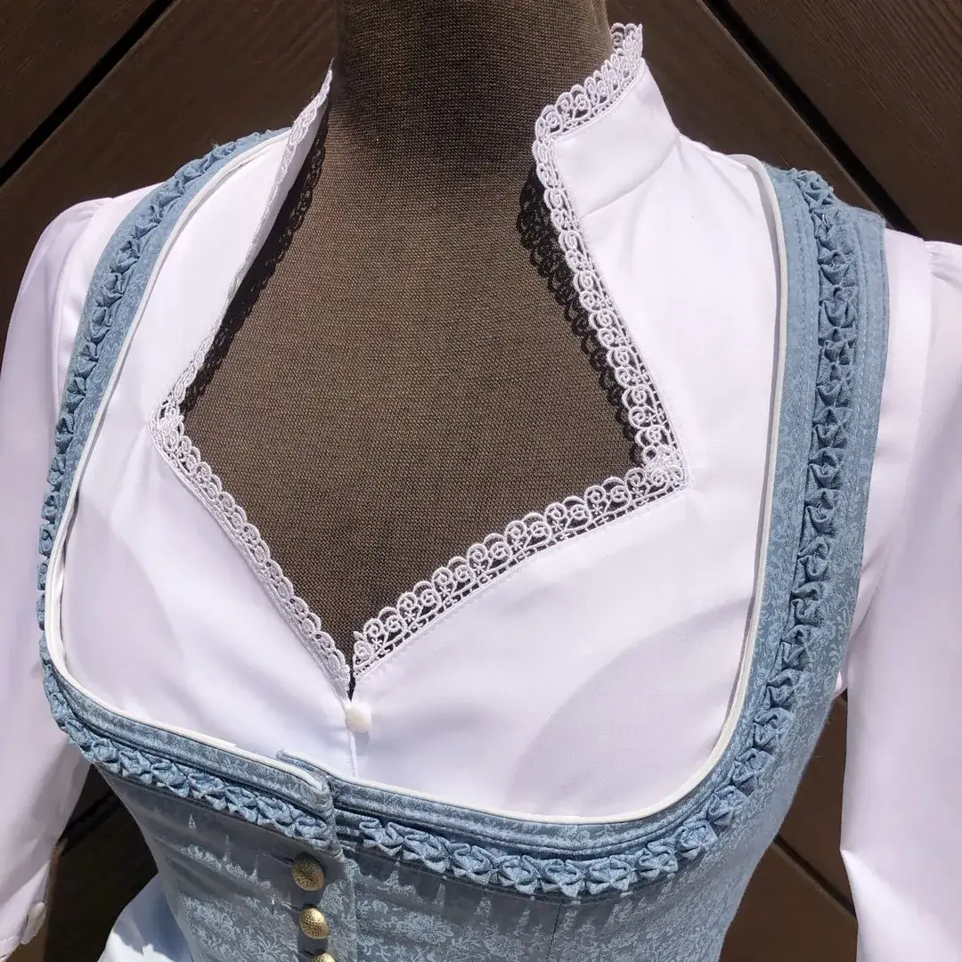 Waldorff Dirndlbluse langarm mit Herzausschnitt – Bild 17 – Chiemgauer Heimatwerk Trachten-Onlineshop Waldorff Dirndlbluse langarm mit Herzausschnitt - Bild 17 - Chiemgauer Heimatwerk Trachten-Onlineshop
