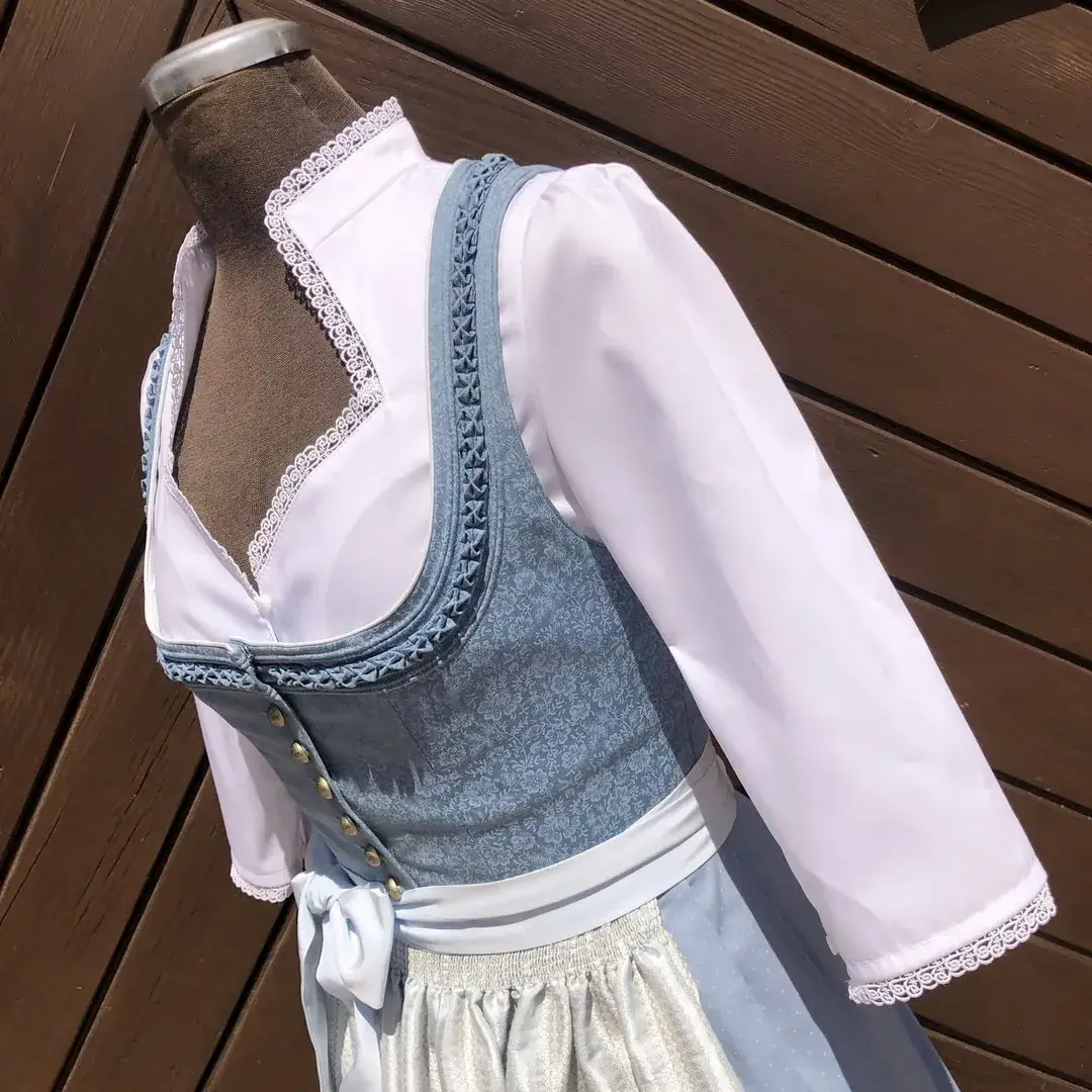 Waldorff Dirndlbluse langarm mit Herzausschnitt – Bild 32 – Chiemgauer Heimatwerk Trachten-Onlineshop Waldorff Dirndlbluse langarm mit Herzausschnitt - Bild 32 - Chiemgauer Heimatwerk Trachten-Onlineshop