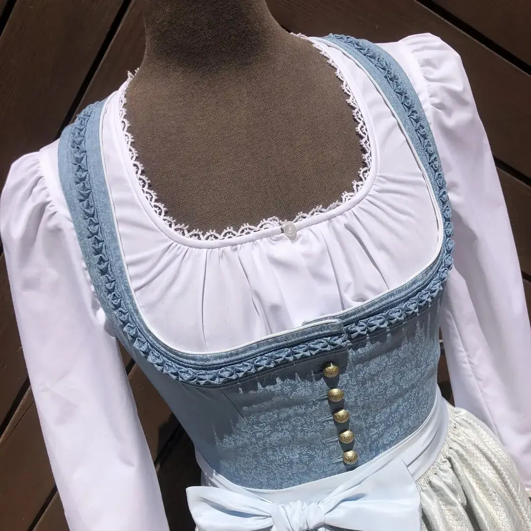 Waldorff Dirndlbluse langarm mit Spitze – Bild 24 – Chiemgauer Heimatwerk Trachten-Onlineshop Waldorff Dirndlbluse langarm mit Spitze - Bild 24 - Chiemgauer Heimatwerk Trachten-Onlineshop