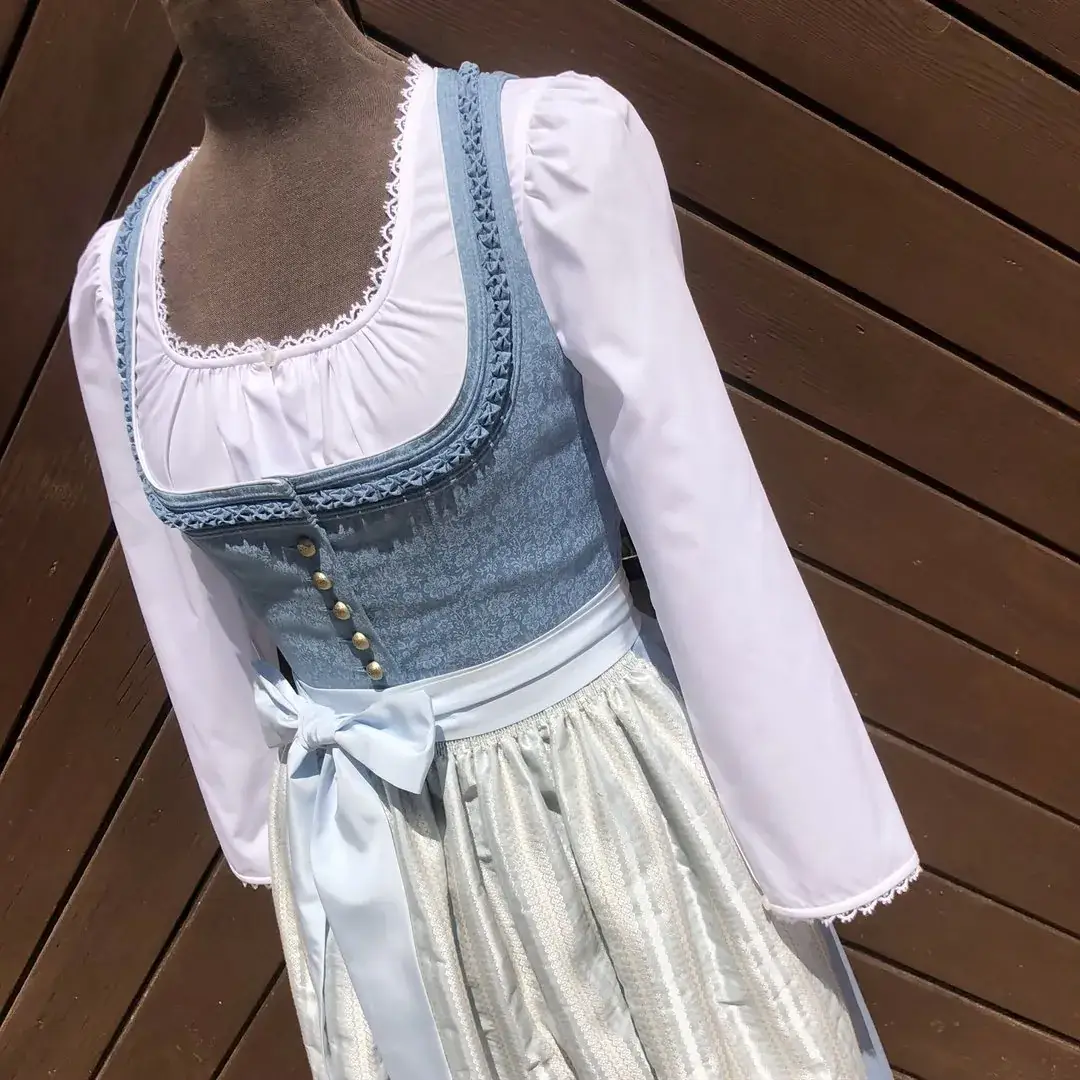Waldorff Dirndlbluse langarm mit Spitze – Bild 25 – Chiemgauer Heimatwerk Trachten-Onlineshop Waldorff Dirndlbluse langarm mit Spitze - Bild 25 - Chiemgauer Heimatwerk Trachten-Onlineshop