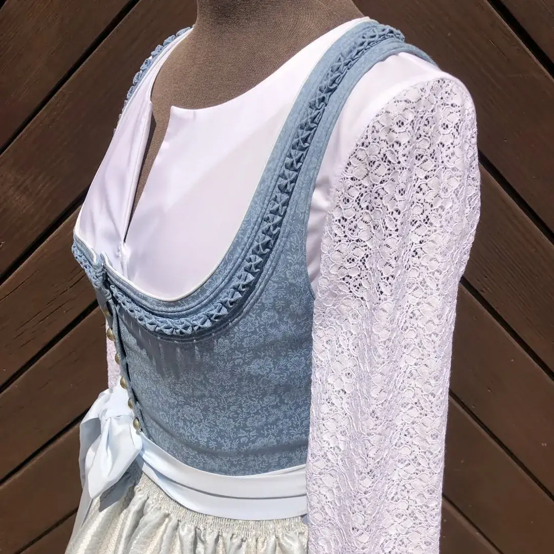 Waldorff Dirndlbluse langarm mit Spitzenärmeln – Bild 32 – Chiemgauer Heimatwerk Trachten-Onlineshop Waldorff Dirndlbluse langarm mit Spitzenärmeln - Bild 32 - Chiemgauer Heimatwerk Trachten-Onlineshop