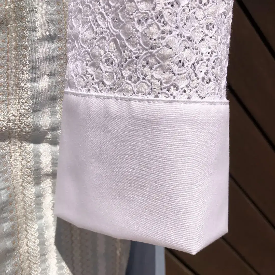 Waldorff Dirndlbluse langarm mit Spitzenärmeln – Bild 44 – Chiemgauer Heimatwerk Trachten-Onlineshop Waldorff Dirndlbluse langarm mit Spitzenärmeln - Bild 44 - Chiemgauer Heimatwerk Trachten-Onlineshop