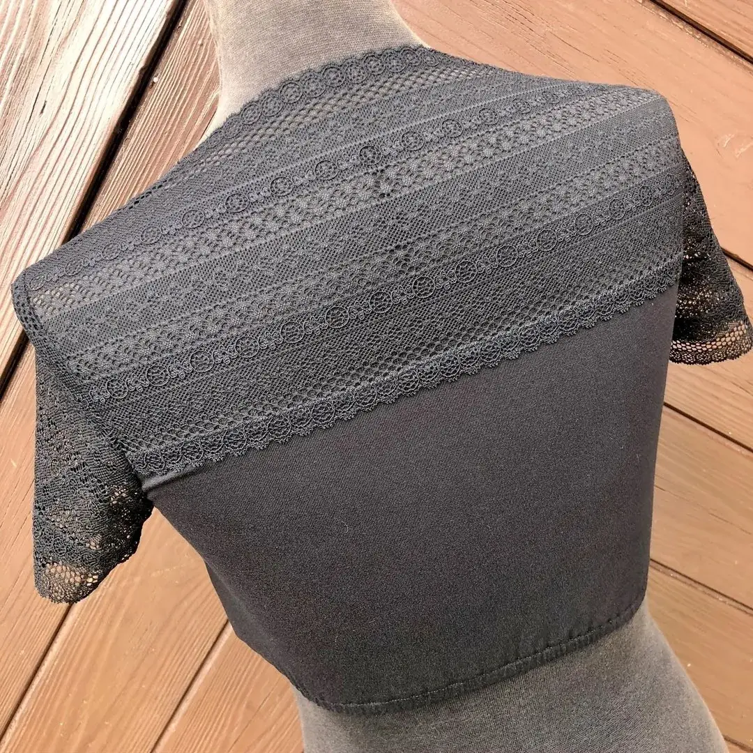 Waldorff Dirndlbluse schwarz aus Spitze No. 3 – Bild 5 – Chiemgauer Heimatwerk Trachten-Onlineshop Waldorff Dirndlbluse schwarz aus Spitze No. 3 - Bild 5 - Chiemgauer Heimatwerk Trachten-Onlineshop