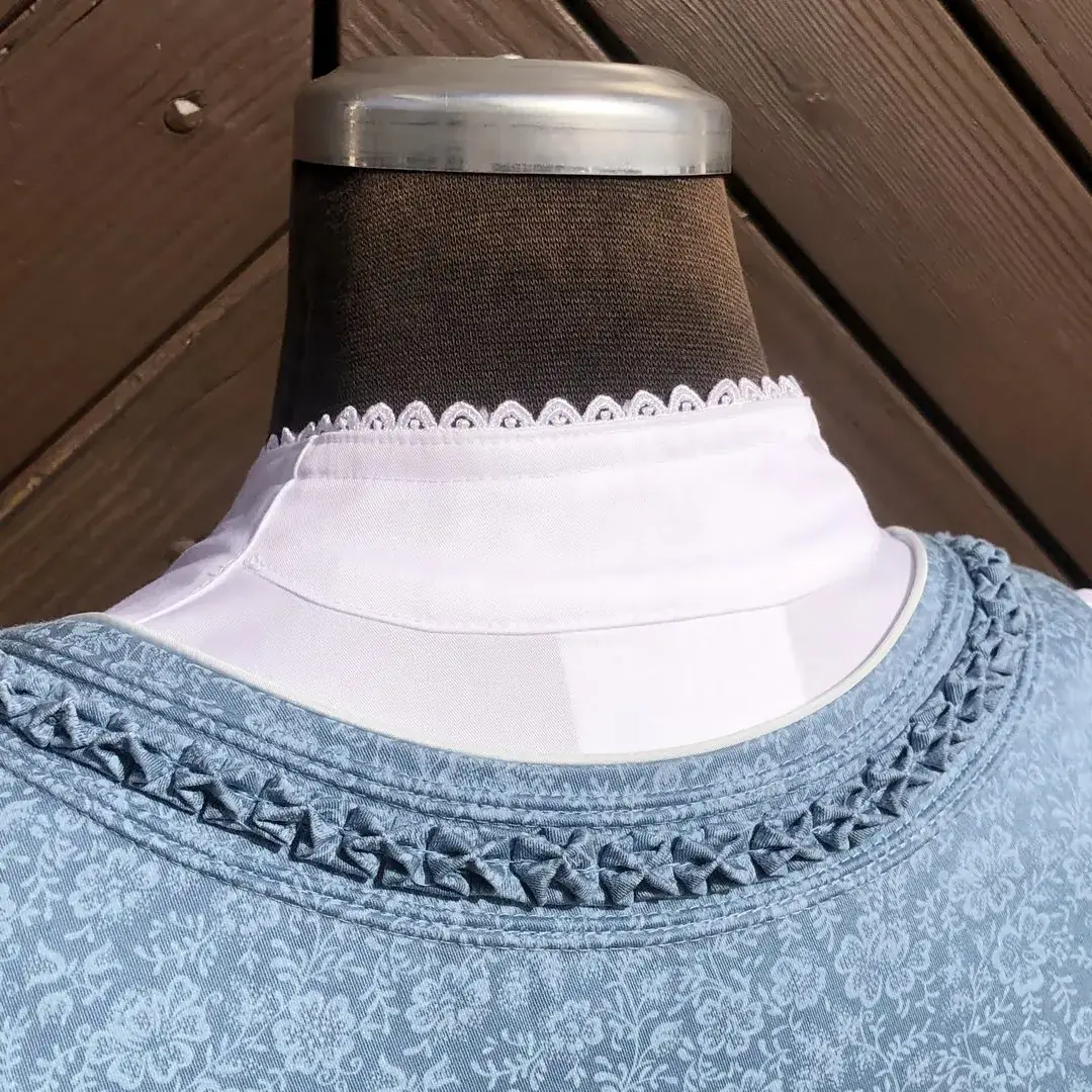 Waldorff Dirndlbluse weiß mit Spitzenärmeln No. 3 – Bild 3 – Chiemgauer Heimatwerk Trachten-Onlineshop Waldorff Dirndlbluse weiß mit Spitzenärmeln No. 3 - Bild 3 - Chiemgauer Heimatwerk Trachten-Onlineshop