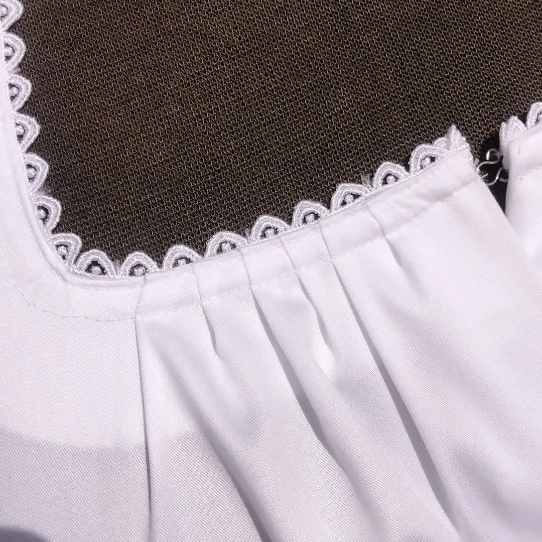 Waldorff Dirndlbluse weiß mit Spitzenärmeln No. 3 – Bild 51 – Chiemgauer Heimatwerk Trachten-Onlineshop Waldorff Dirndlbluse weiß mit Spitzenärmeln No. 3 - Bild 51 - Chiemgauer Heimatwerk Trachten-Onlineshop