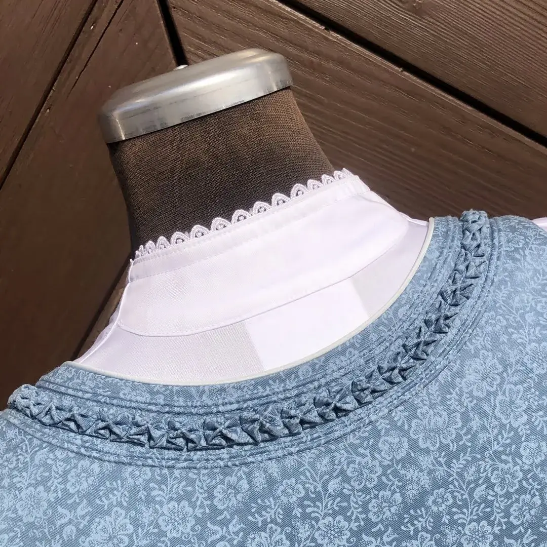 Waldorff Dirndlbluse weiß mit Spitzenärmeln No. 3 – Bild 53 – Chiemgauer Heimatwerk Trachten-Onlineshop Waldorff Dirndlbluse weiß mit Spitzenärmeln No. 3 - Bild 53 - Chiemgauer Heimatwerk Trachten-Onlineshop