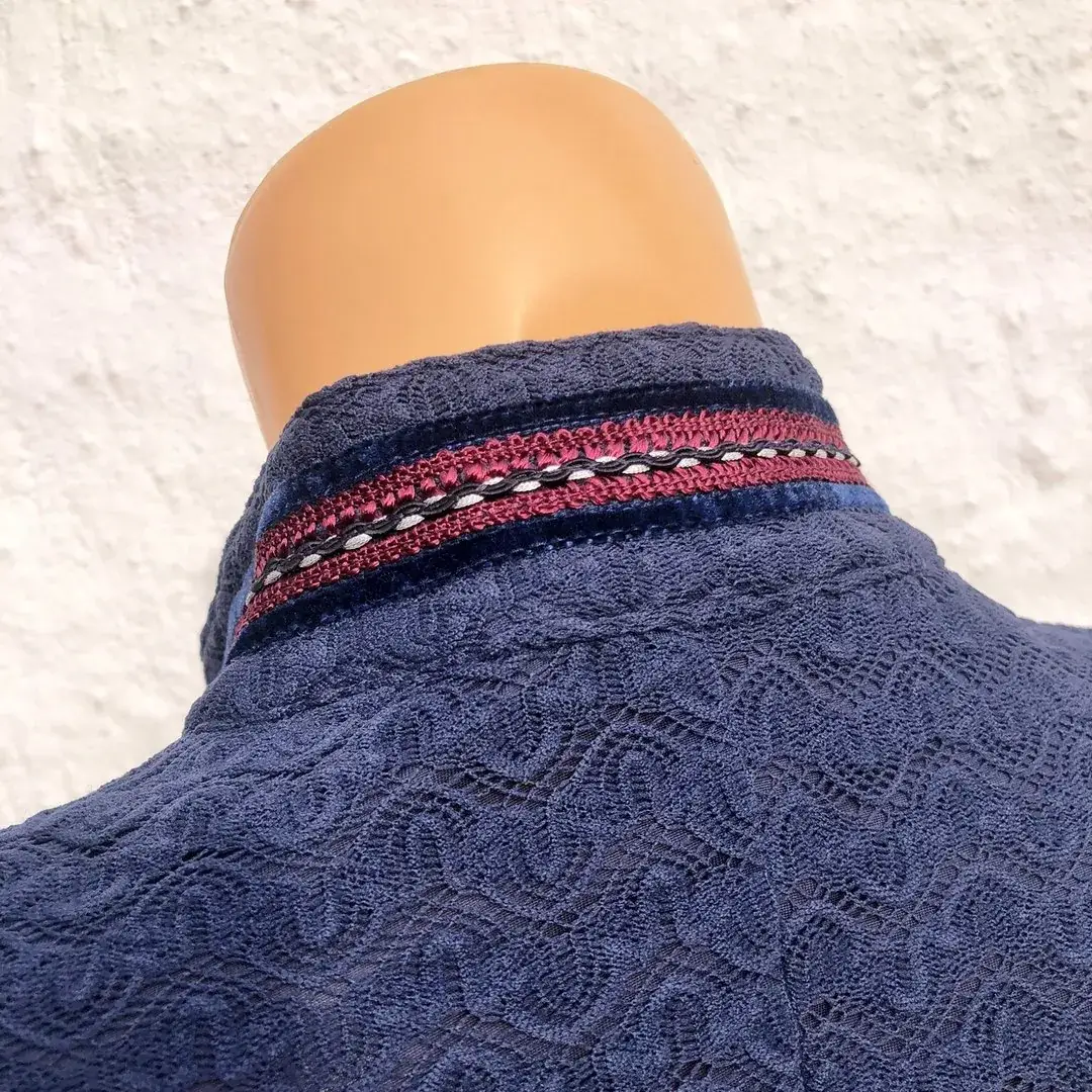 Waldorff Trachtenjacke aus Strick in blau – Bild 25 – Chiemgauer Heimatwerk Trachten-Onlineshop Waldorff Trachtenjacke aus Strick in blau - Bild 25 - Chiemgauer Heimatwerk Trachten-Onlineshop