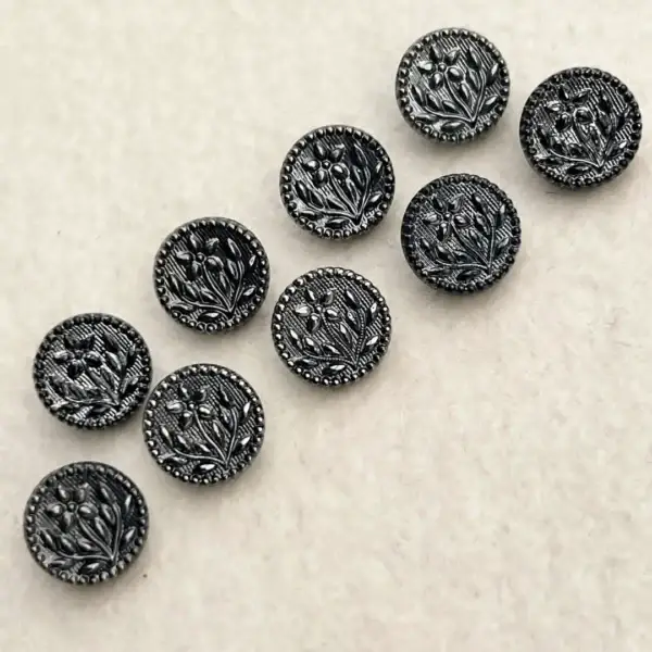 Trachtenknopf aus echtem Glas platin No. 53 – Bild 7 – Chiemgauer Heimatwerk Trachten-Onlineshop Trachtenknopf aus echtem Glas platin No. 53 - Bild 7 - Chiemgauer Heimatwerk Trachten-Onlineshop