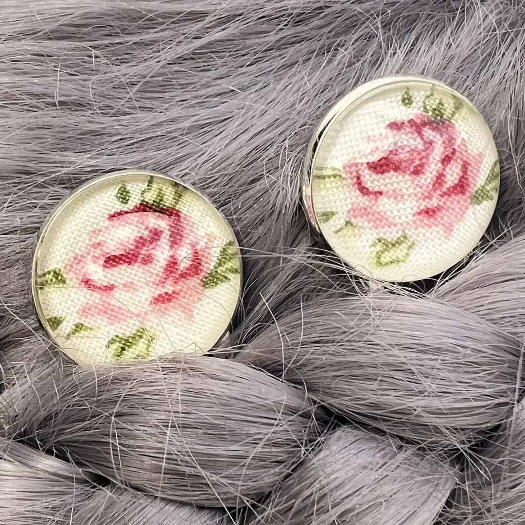 Trachtenhaarnadel mit Rosen rosa No. 1 – Bild 19 – Chiemgauer Heimatwerk Trachten-Onlineshop Trachtenhaarnadel mit Rosen rosa No. 1 - Bild 19 - Chiemgauer Heimatwerk Trachten-Onlineshop