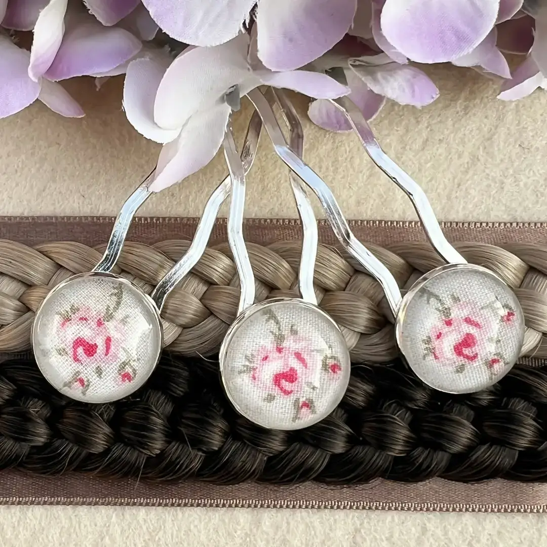 Trachtenhaarnadel mit Rosen rosa No. 4 – Bild 8 – Chiemgauer Heimatwerk Trachten-Onlineshop Trachtenhaarnadel mit Rosen rosa No. 4 - Bild 8 - Chiemgauer Heimatwerk Trachten-Onlineshop