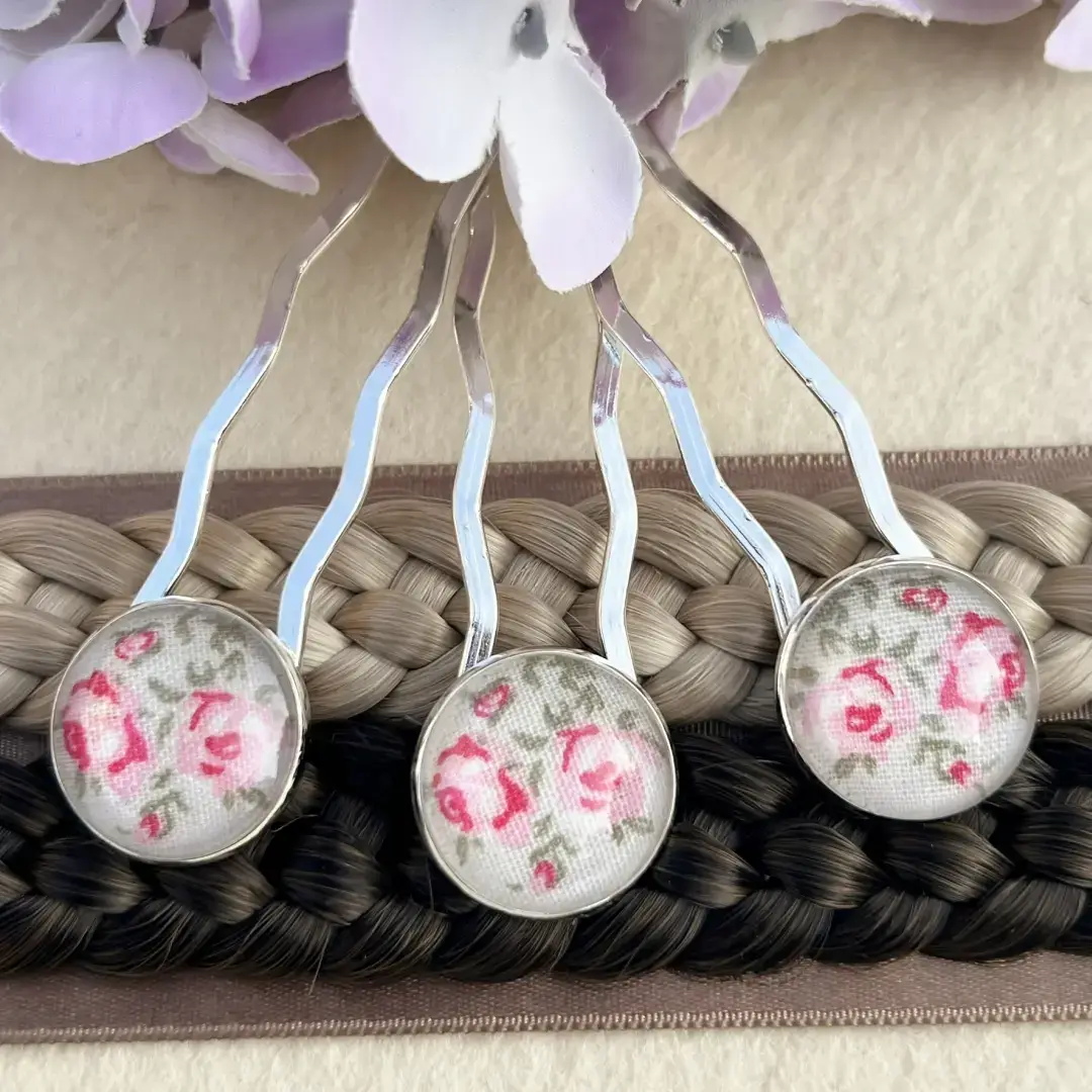 Trachtenhaarnadel mit Rosen rosa No. 3 – Bild 8 – Chiemgauer Heimatwerk Trachten-Onlineshop Trachtenhaarnadel mit Rosen rosa No. 3 - Bild 8 - Chiemgauer Heimatwerk Trachten-Onlineshop