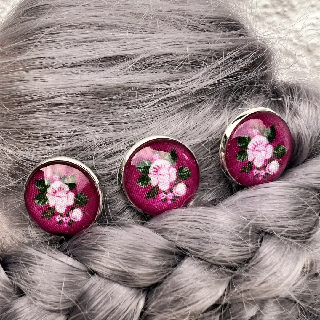 Trachtenhaarnadel mit Rosen fuchsia – Bild 10 – Chiemgauer Heimatwerk Trachten-Onlineshop Trachtenhaarnadel mit Rosen fuchsia - Bild 10 - Chiemgauer Heimatwerk Trachten-Onlineshop