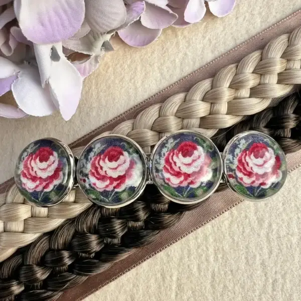 Trachten-Haarspange für Damen mit Rosen in dunkelblau – Bild 9 – Chiemgauer Heimatwerk Trachten-Onlineshop Trachten-Haarspange für Damen mit Rosen in dunkelblau - Bild 9 - Chiemgauer Heimatwerk Trachten-Onlineshop